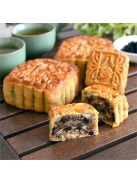 Pat Chun Assorted Nuts Mooncake with Blueberry (1 piece)