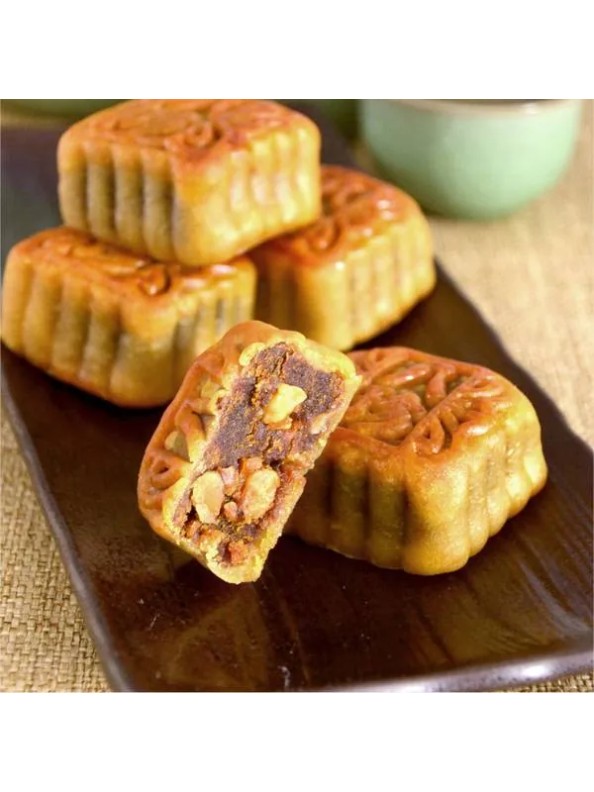 Pat Chun Mini Red Date Paste Mooncake with Walnut (1 piece)