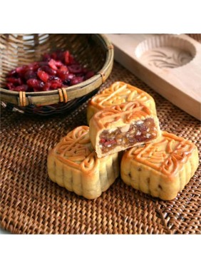 Pat Chun Mini Yuzu and Cranberry Mooncake (1 piece)