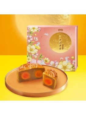 Café de Coral White Lotus Seed Paste Mooncake with Three Egg Yolks (4 pieces)