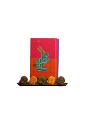 Citysuper Mini Egg Custard Mooncake Gift Box (6 pieces)